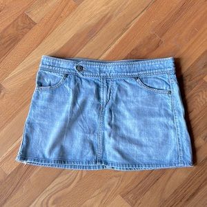 James jeans lowish rise mini Jean skirt. 100% cotton. EUC. Size 30.